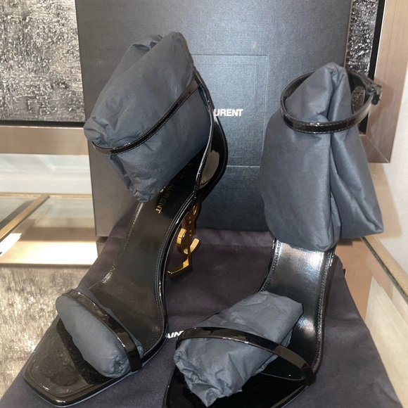 Opyum YSL Logo-Heel Sandals with Golden Hardware - Picture 9 of 9